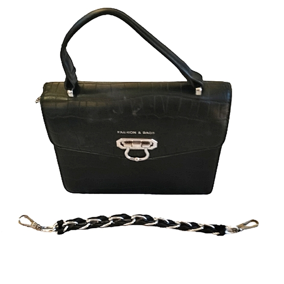 Gator Clutch w/ optional strap - Picture 3 of 11